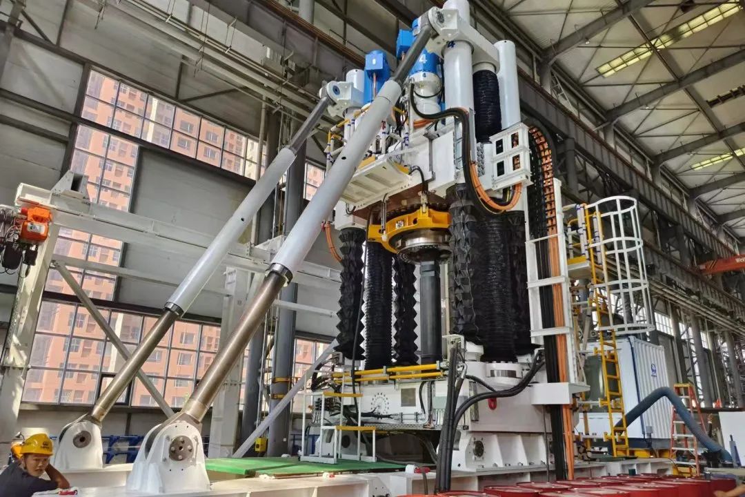 国内首台！7米大直径反井钻机正式启用