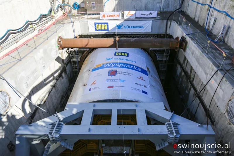 波兰 || 中国出口海外超大直径泥水平衡盾构机"Islander"始发