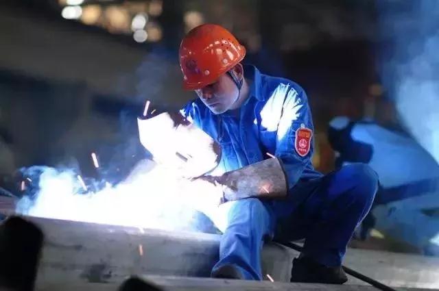 第56个学雷锋日：王汝运获评全国岗位学雷锋标兵