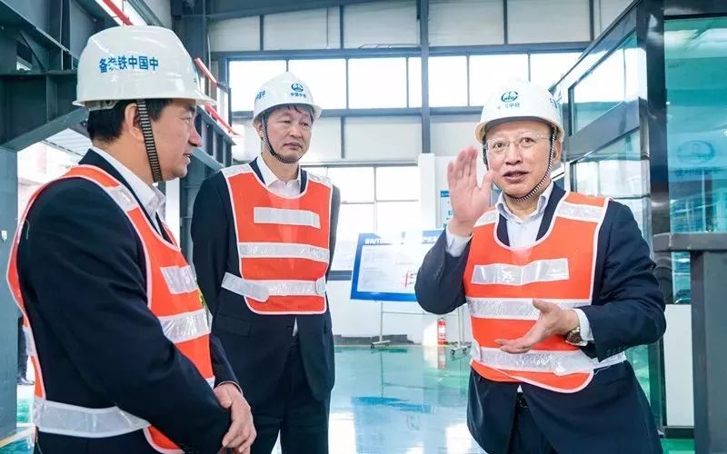 中国工程院副院长、中国科学技术协会副主席何华武院士调研ag尊龙凯时装备